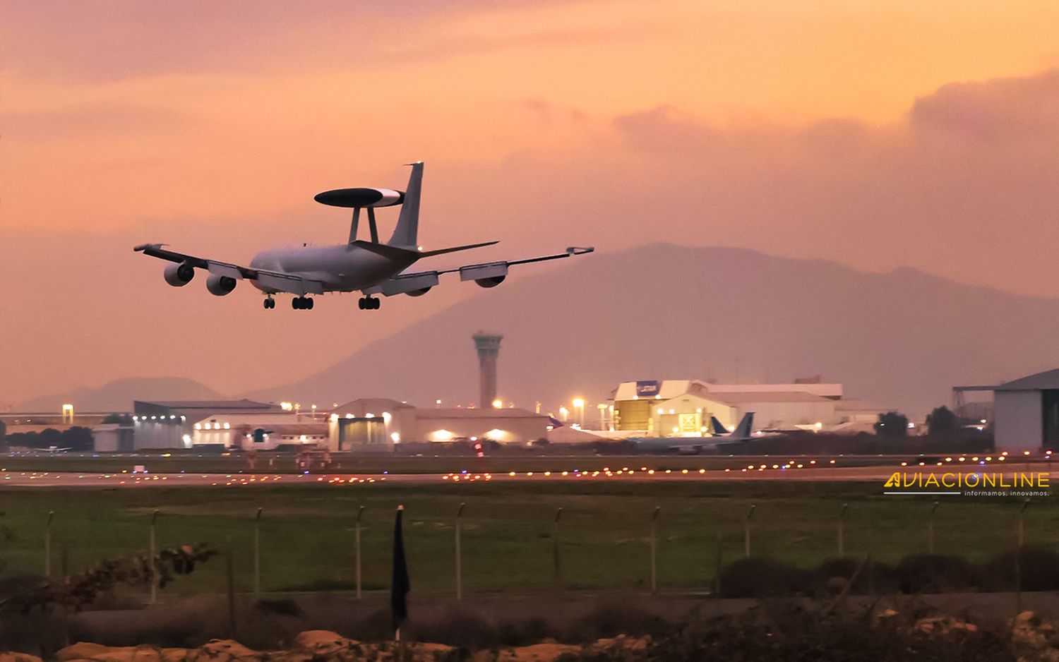 Control de fronteras: Cómo son y qué hacen los Aviones de Alerta Temprana que busca adquirir Perú