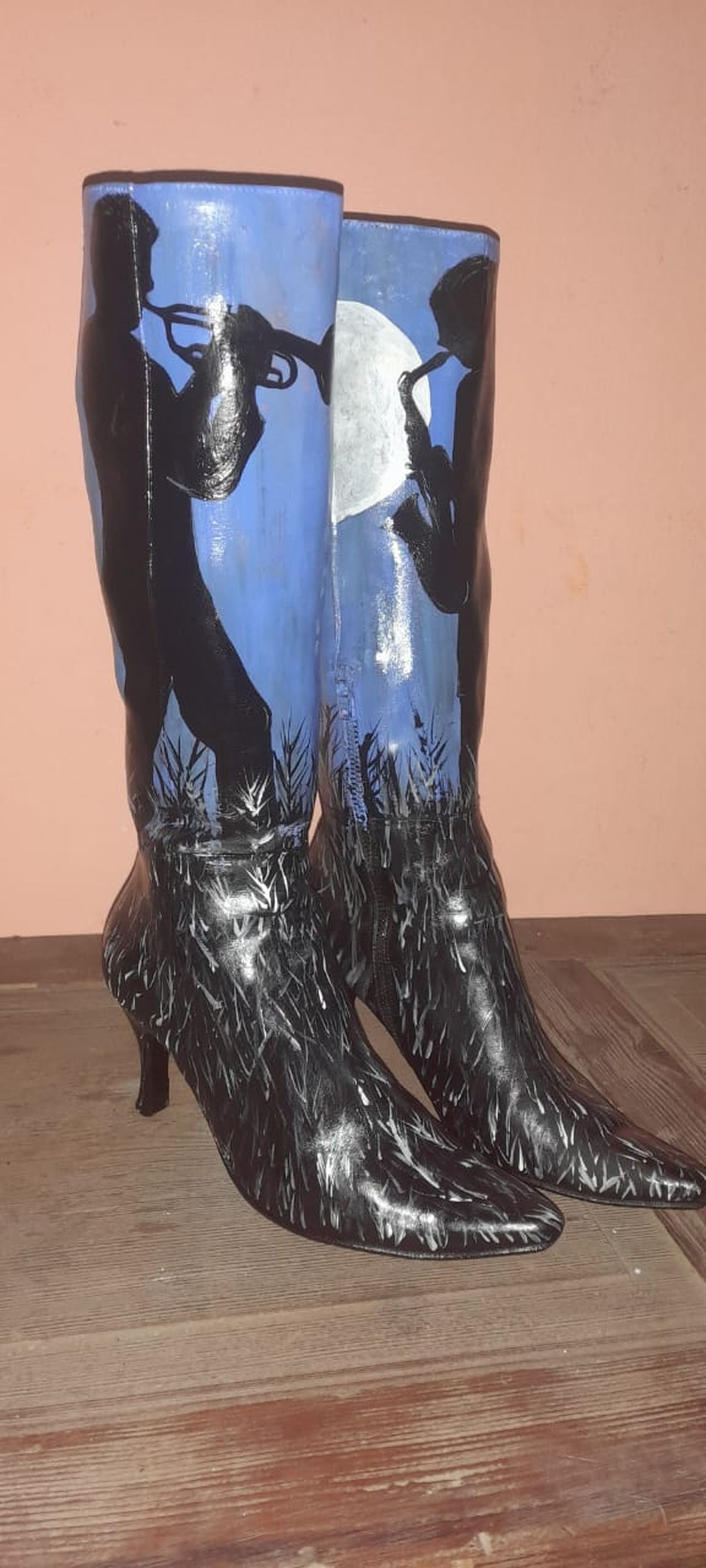 Se presenta la muestra “En Los Zapatos De”