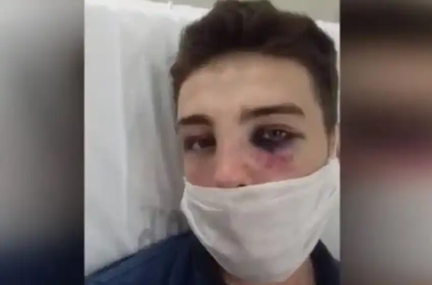 Le dieron una feroz golpiza a un joven para robarle el celular y terminó internado