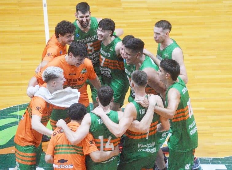 Vital triunfo de Estudiantes ante Villa Mitre