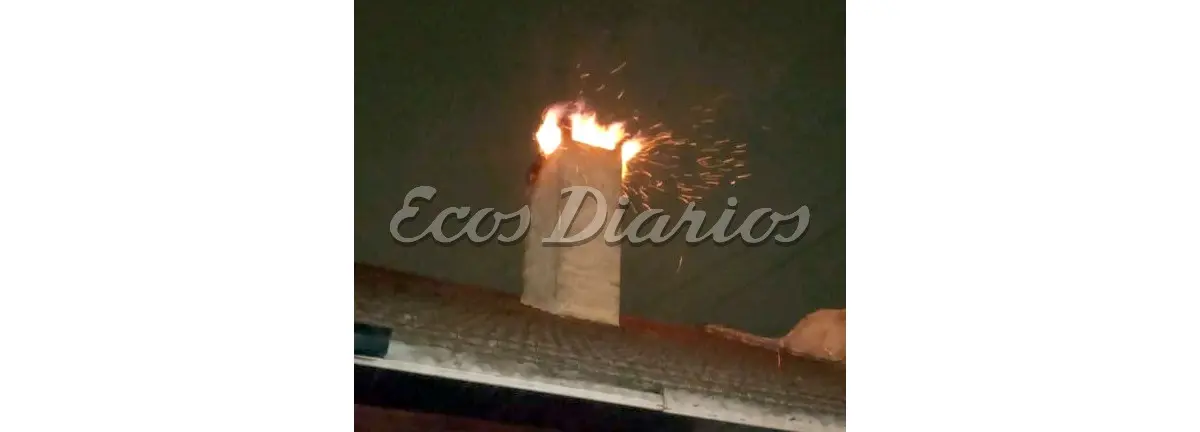 Susto en una vivienda por el fuego en una chimenea