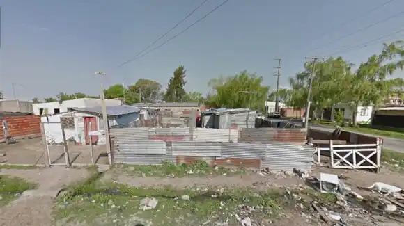 Balearon a un adolescente de 14 años en una brutal pelea en La Plata