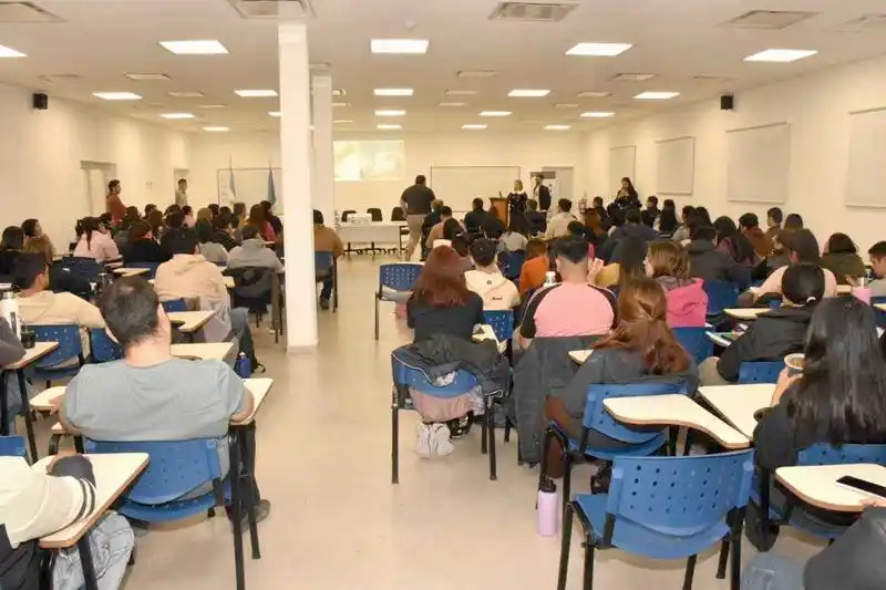 Jornada por el Día Mundial de las Hepatitis Virales