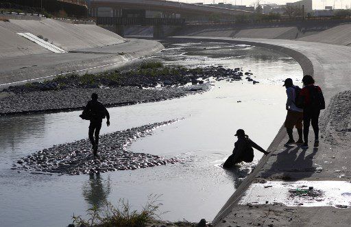 Corte de EE.UU. echó para atrás  suspensión de norma migratoria Título 42