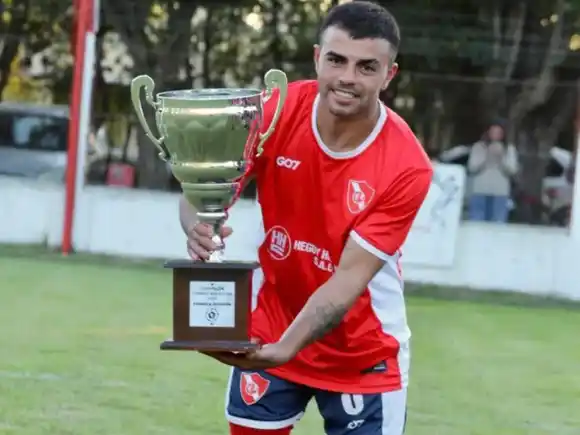 Tragedia en Ruta 188, altura Villegas: Quién era el futbolista que murió tras chocar con un camión