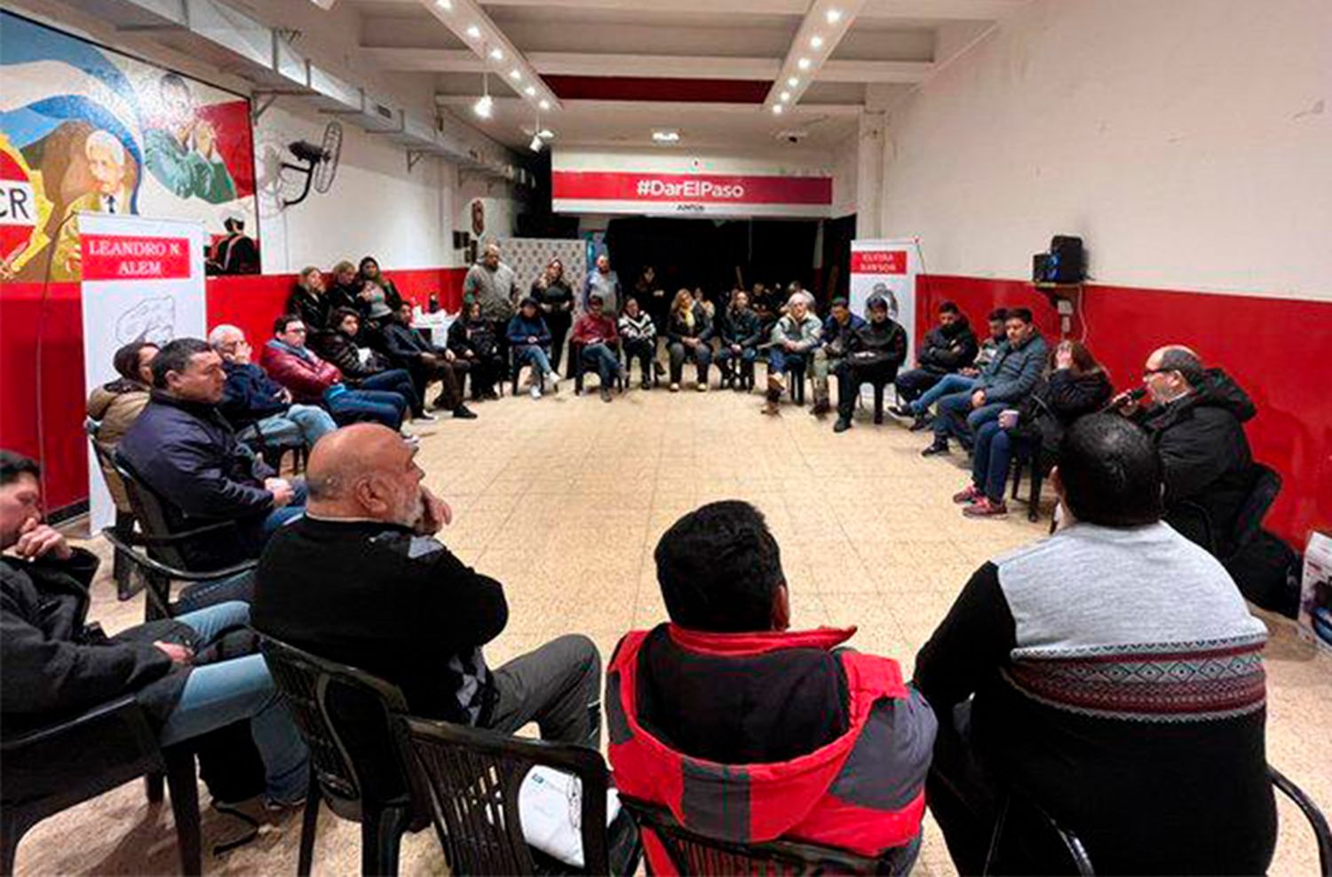 El "Conversatorio Radical" abordará la temática de Niñez y Juventud