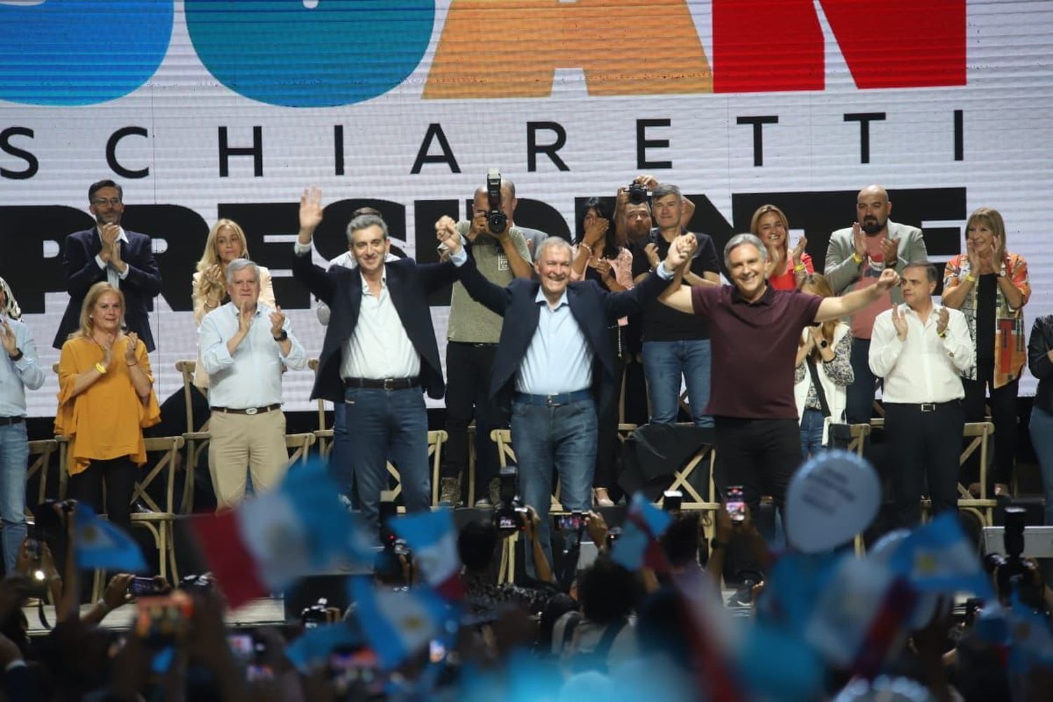 Schiaretti cerró su campaña en Córdoba.
