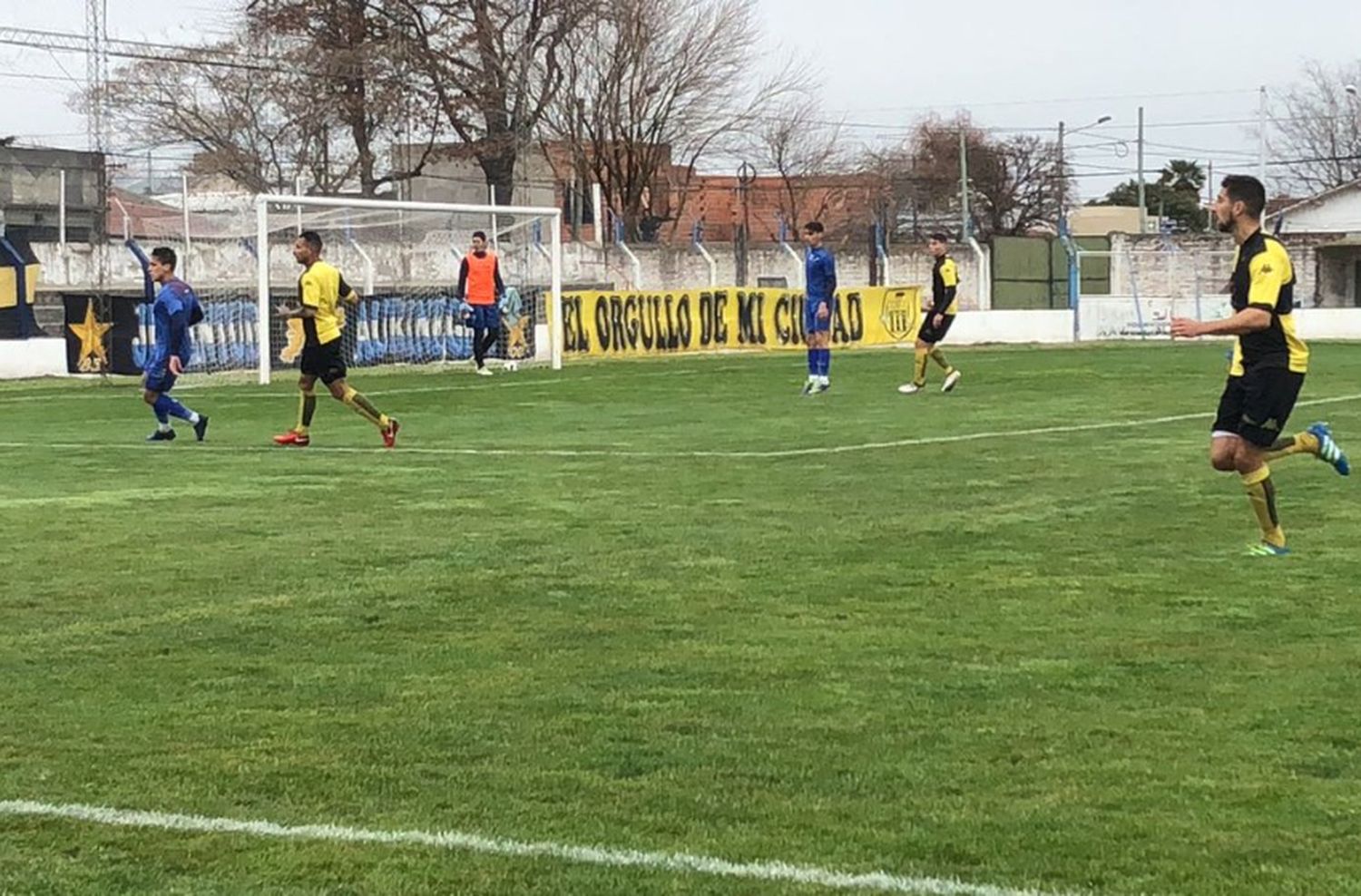 Alvarado se midió con Santamarina en Tandil