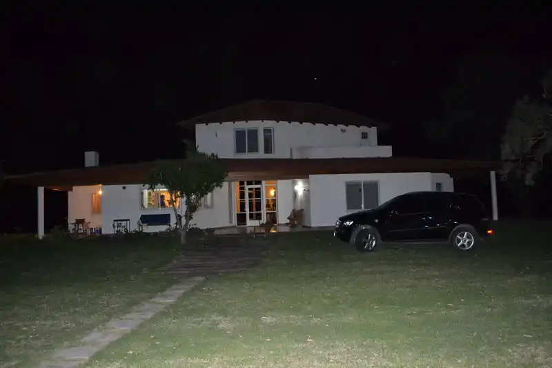 Invitó a familiares y amigos a su cumpleaños y le terminaron robando