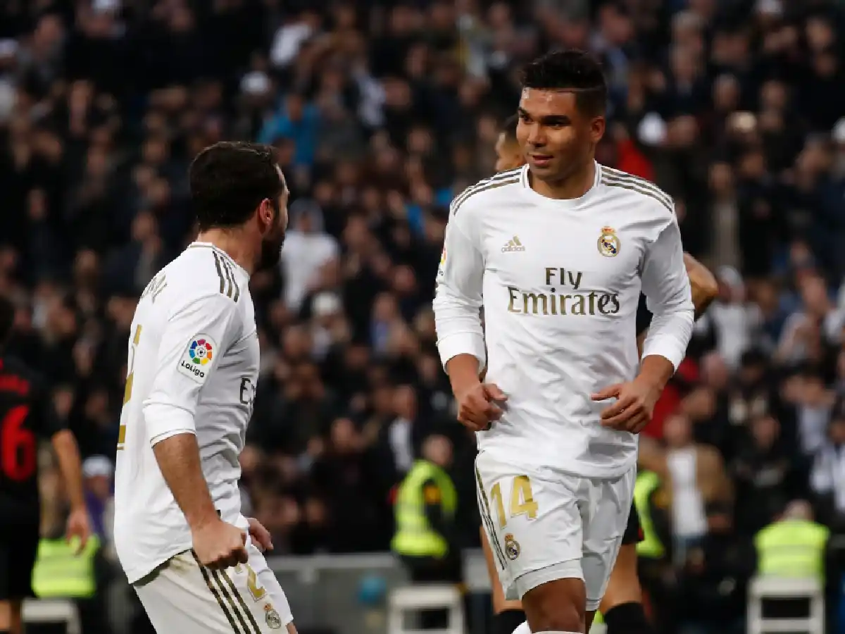 Real Madrid superó a Sevilla y quedó solo arriba