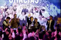 Tras la victoria, Milei congeló los cambios en el Gabinete y descartó el diálogo con Kicillof