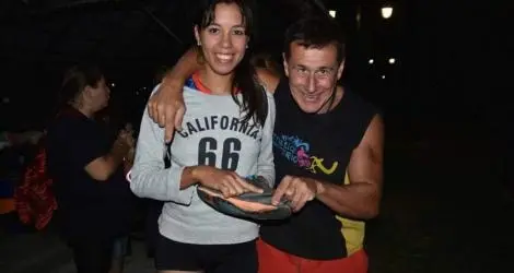 Iris saluda a Raúl Llusá por el Día del Maratonista
