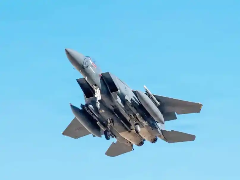 Irán afirma haber derribado un segundo avión de combate estadounidense en el Golfo Pérsico