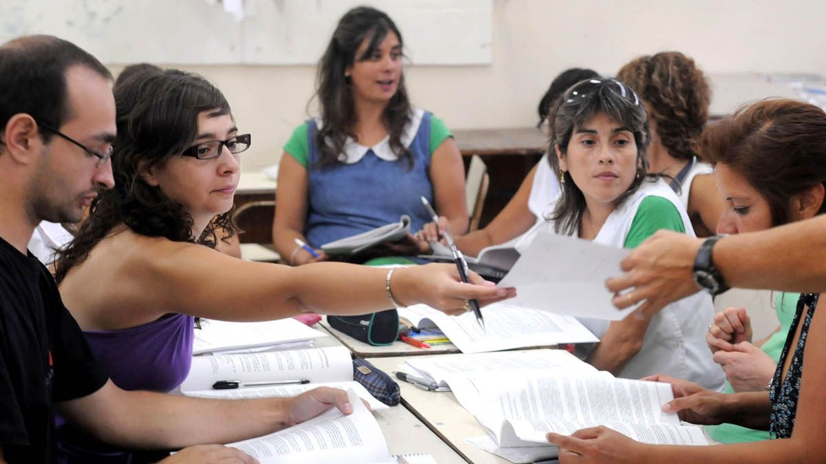 La gestión de Kicillof confirmó fecha de pago a los docentes por el remanente del 2019