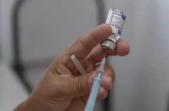 Vizzotti dijo que 2022 "será el año de terceras dosis" 