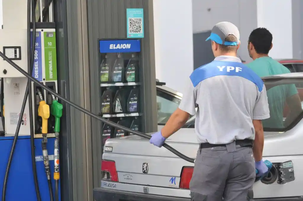 Ya rige el aumento de combustibles de YPF en todo el país
