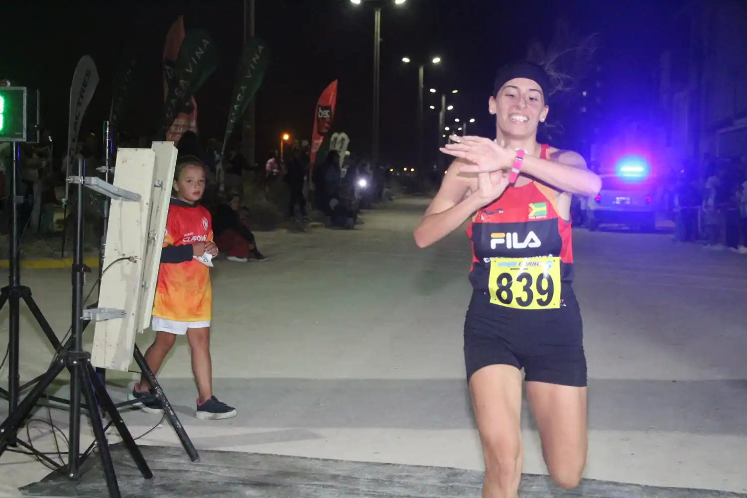 Milagros Orellano brilló sobre la arena en los 5k de la Nocturna
