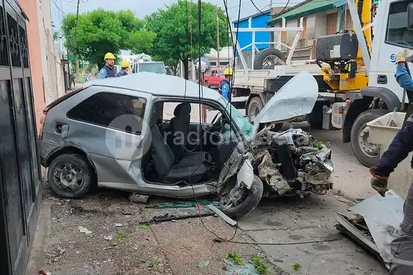 Un conocido cantante de cumbia santafesina se accidentó en Rafaela: ¿cómo se encuentra?