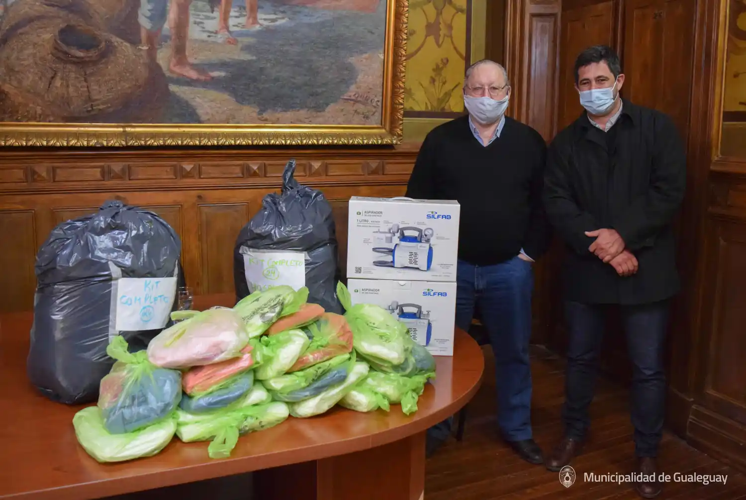 Donación de aspiradores y kit médicos al Hospital 