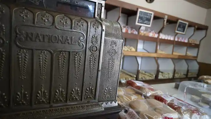 Aumentó el precio del pan: La bolsa de harina subió de 275 a 700 pesos