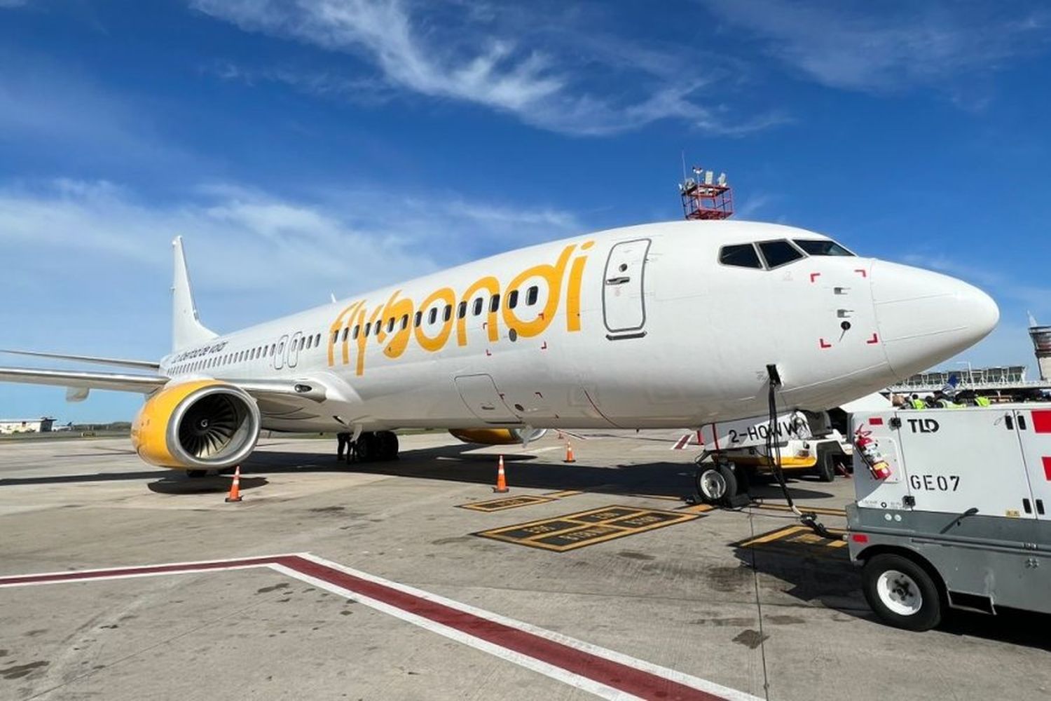 Un avión de Flybondi sufrió la ingesta de un pájaro y tuvo que abortar el despegue en Ezeiza