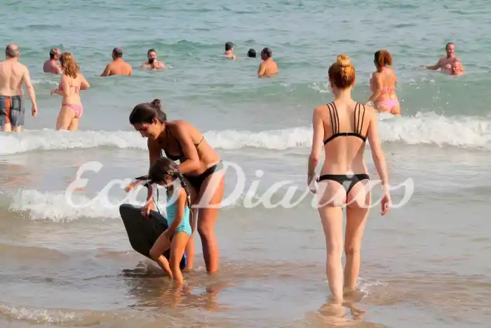 Aunque la tendencia es la malla entera, en Necochea se usa bikini