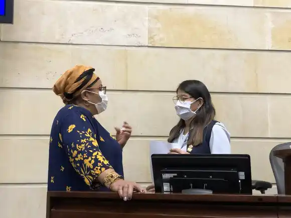 ¡Histórico! Partido Farc asume presidencia del senado colombiano