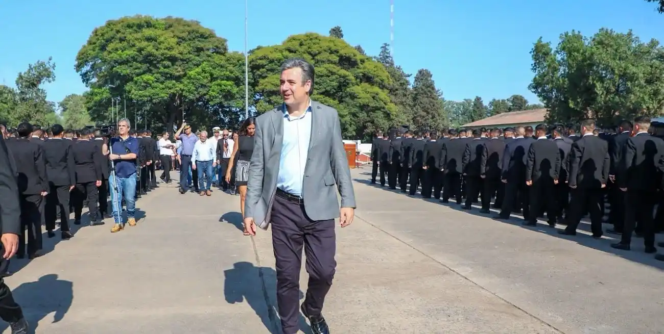 Pablo Cococcioni, ministro de Justicia y Seguridad, en el acto de inicio del Ciclo Lectivo en ISEP.