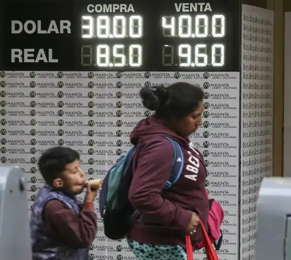 El dólar volvió a subir y cerró encima de los $40