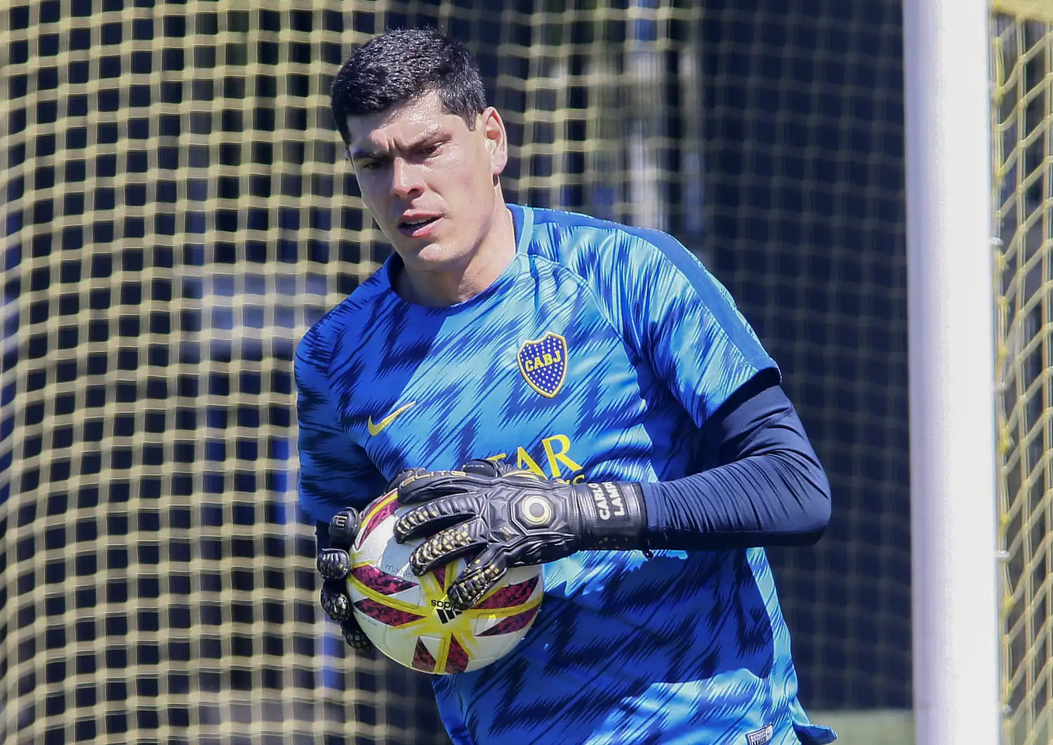 Presentaron a Carlos Lampe