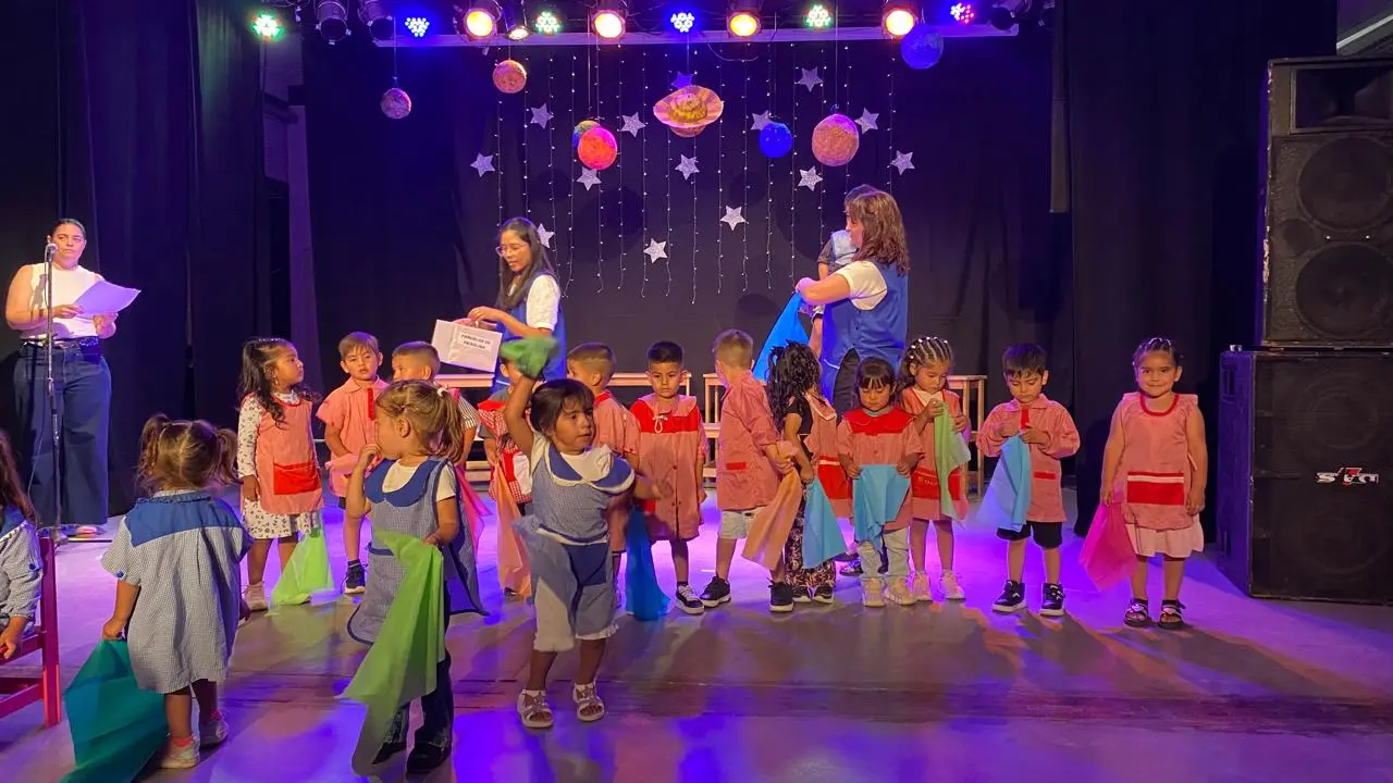 130 niños y niñas egresaron de los Jardines Municipales