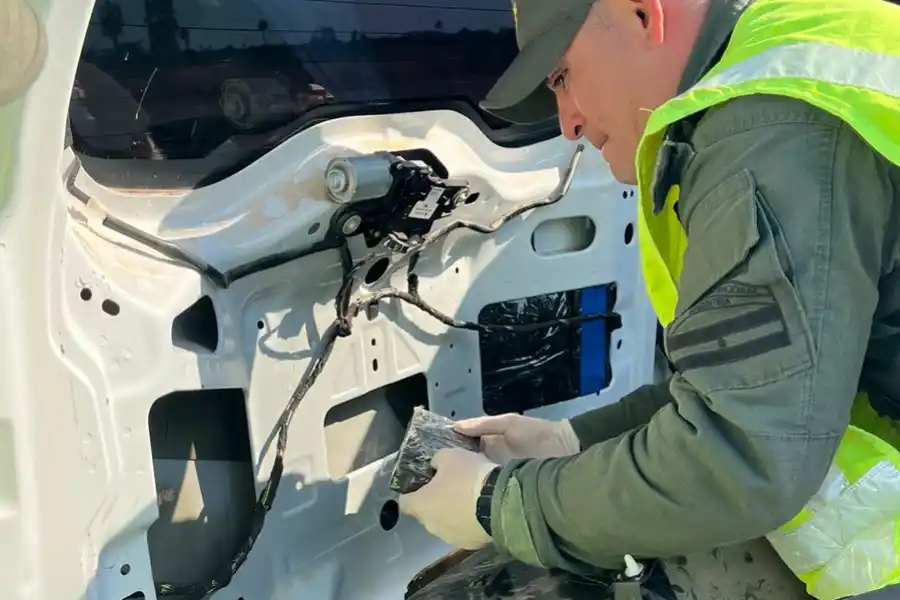 Una pareja de Misiones fue aprehendida con 66 celulares de contrabando valuados en 13 millones de pesos