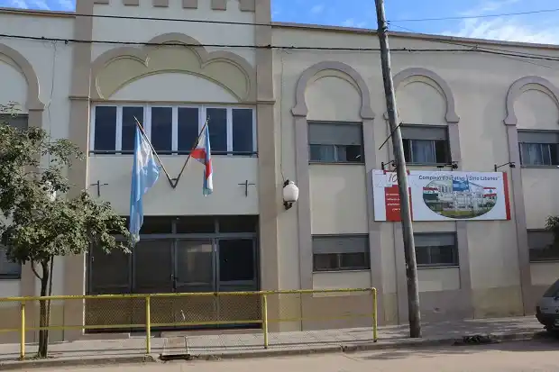 Tres niños que concurren a escuelas privadas padecen Gripe A