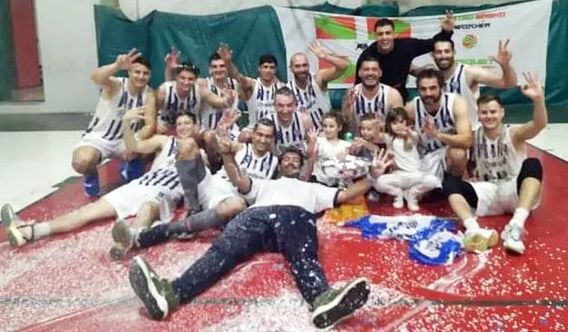 Básquet: Rivadavia busca la final del torneo marplatense