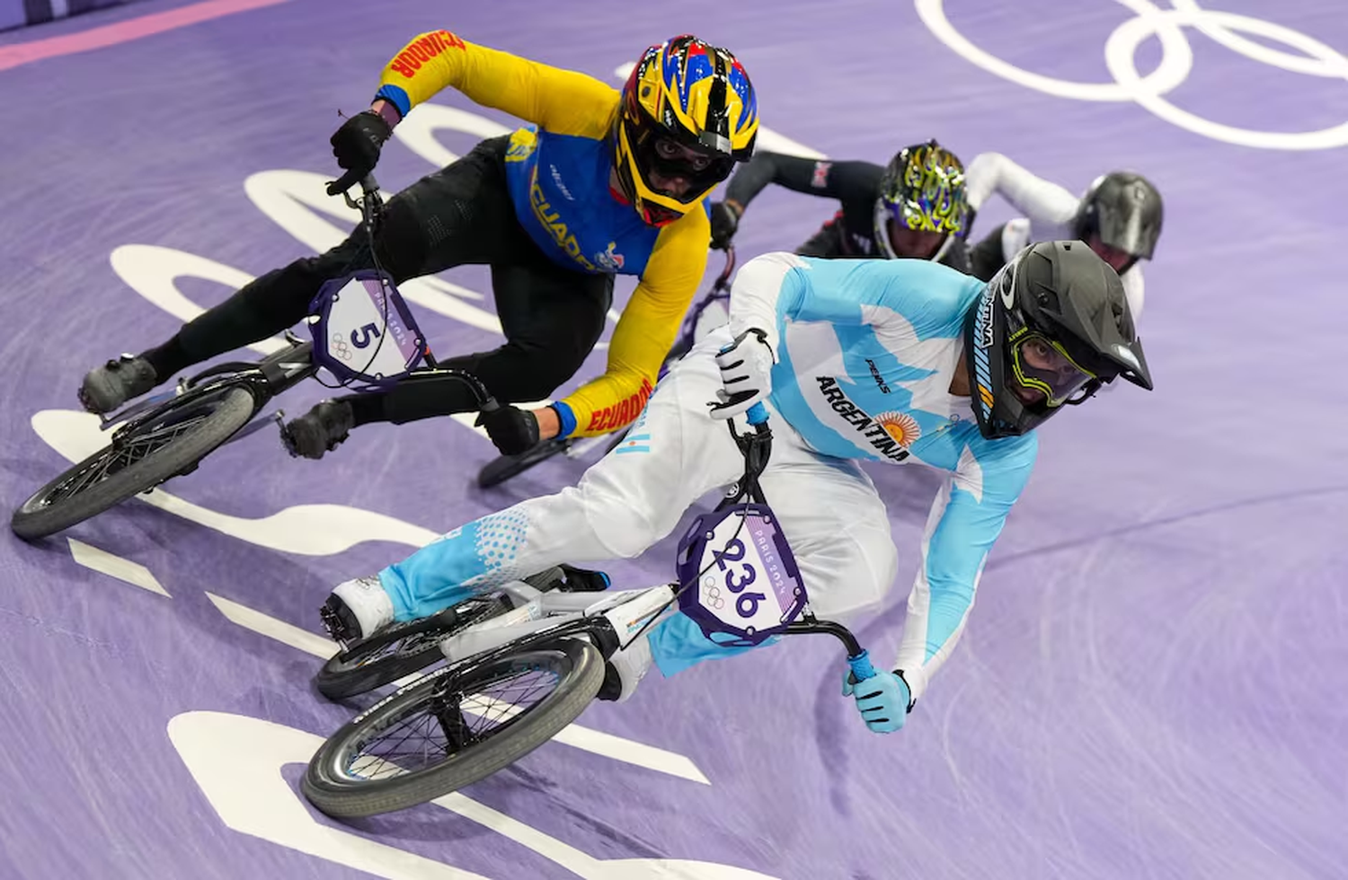 El sanjuanino Gonzalo Medina quedó eliminado en su debut en los Juegos Olímpicos en la categoría BMX Racing