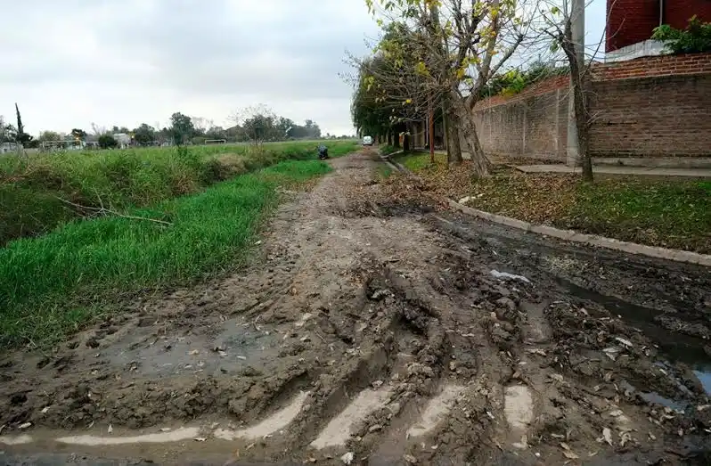 Vecinos de barrio El Sabalito reclaman mayor atención
