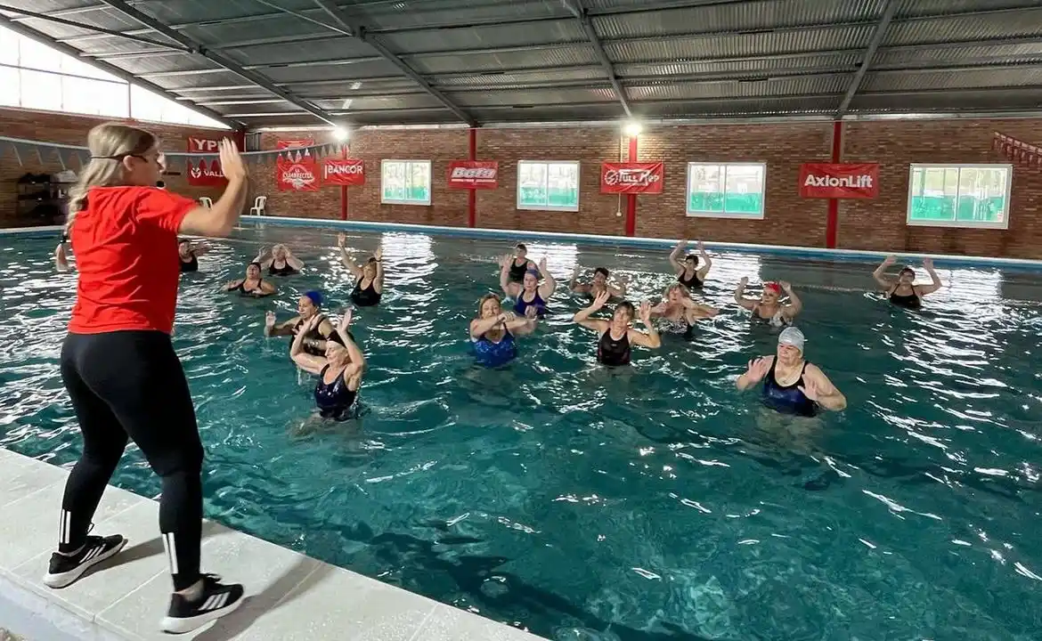 San Isidro apuesta a la natación de invierno