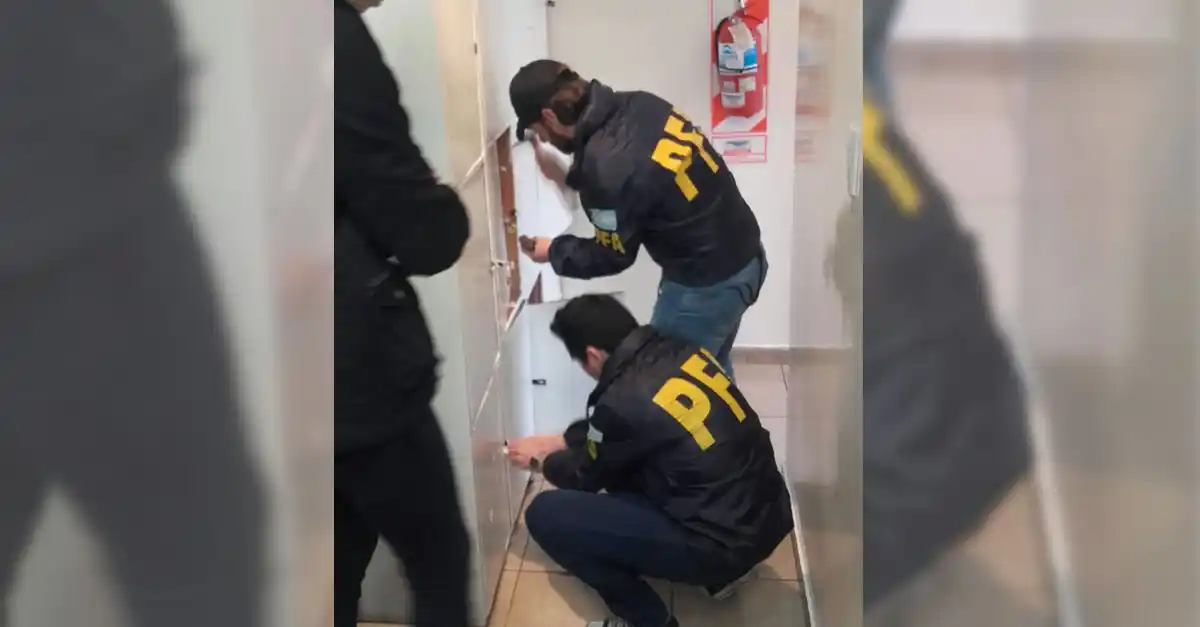 Dos personas fueron detenidas con casi medio kilo de marihuana