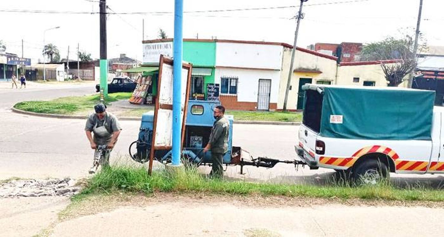 El municipio instala un nuevo semáforo en Moulins y  Concejal Veiga