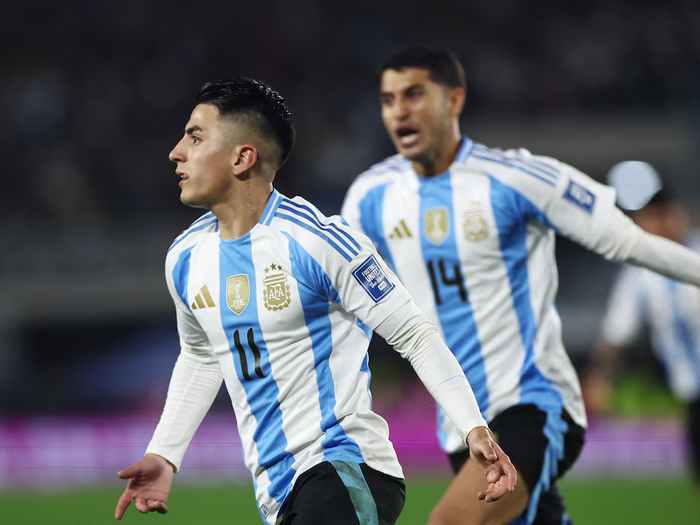 El Atlético de Madrid fichó a Thiago Almada tras la crisis del Lyon