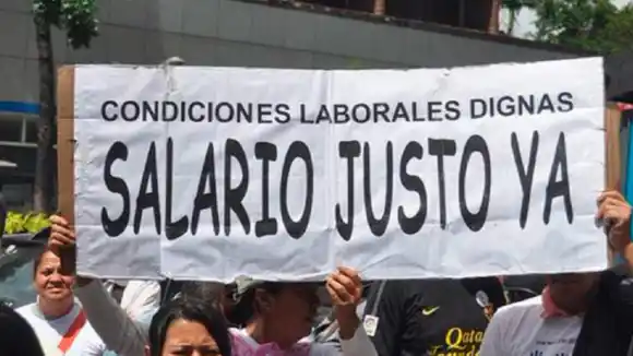 DE LA ABUNDANCIA PETROLERA a los bonos mata gente: Maduro convirtió a los ciudadanos en mendigos