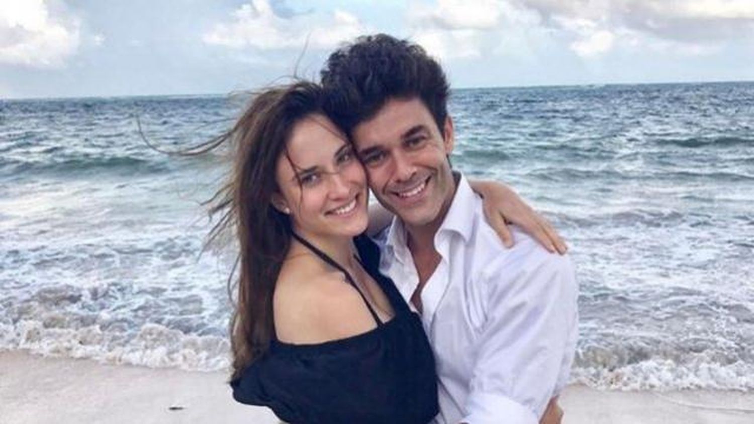 Mariano Martínez confirmó el sexo y el nombre del bebé que espera su novia