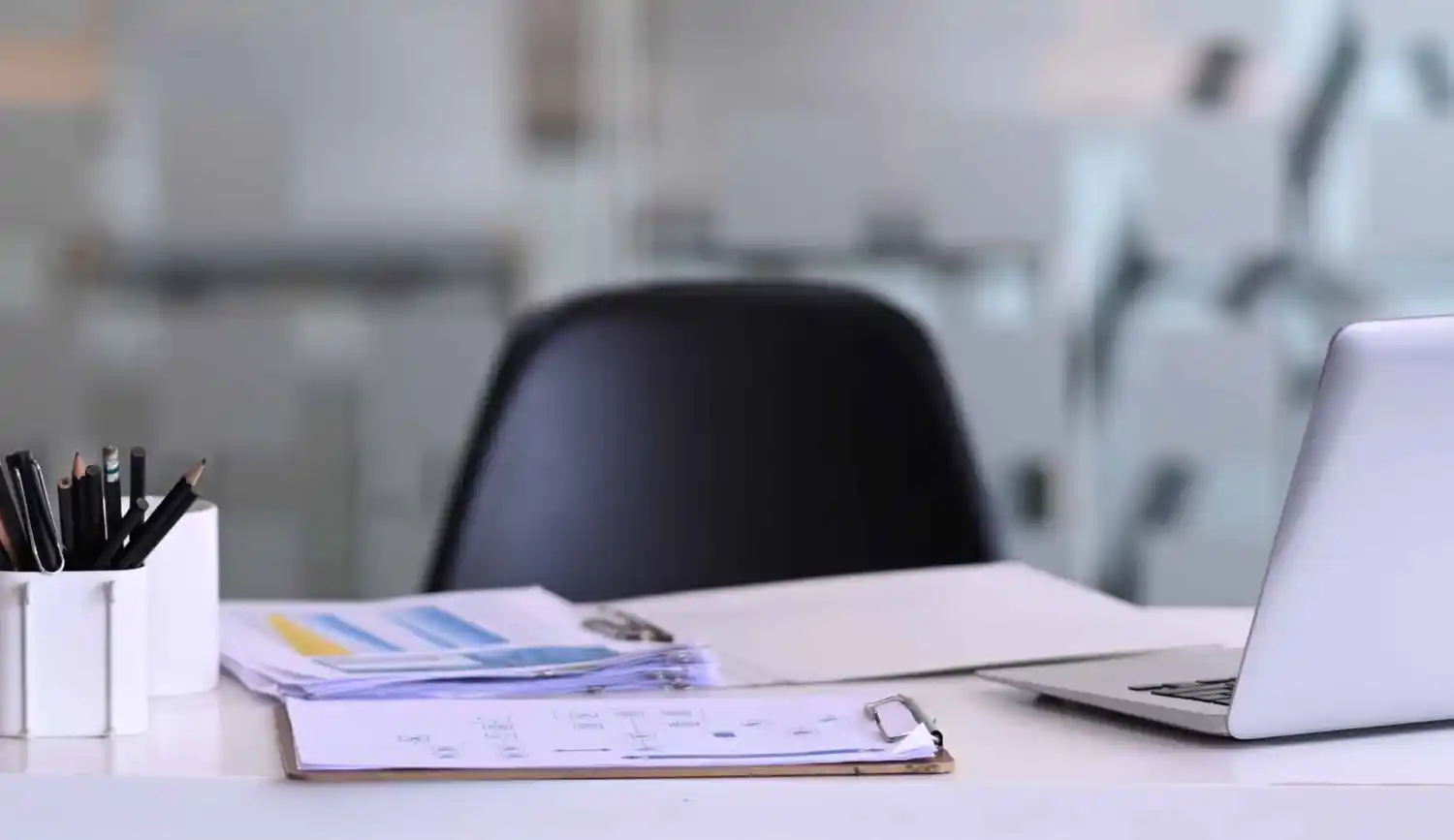 Desde el Centro de Defensa Comercial observan un aumento preocupante del ausentismo laboral