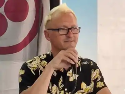 Héctor Javier Delaloye, poeta, gestor del encuentro