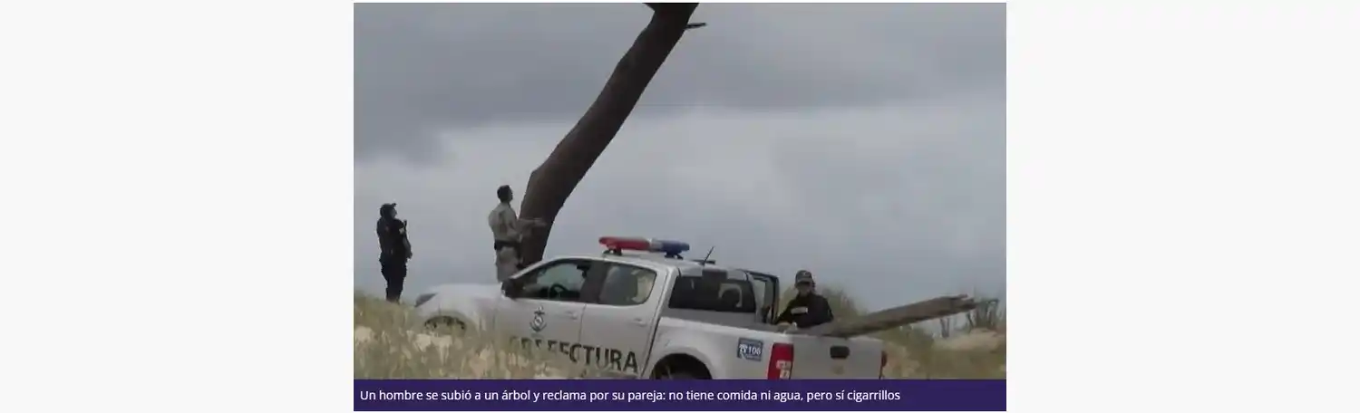 El futbolista uruguayo caminaba con su mujer Sofía Balbi en una playa del departamento de Canelones.