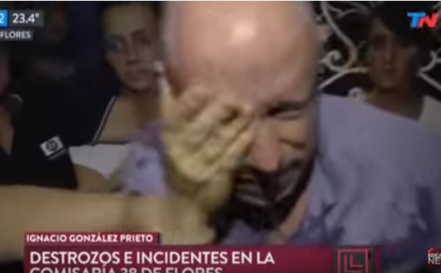 Agredieron a periodistas de TN mientras cubrían la protesta de Flores