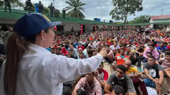 «AGRADECIDA POR LA CONFIANZA»: respuesta de la ministra de Prisiones destituida por Maduro