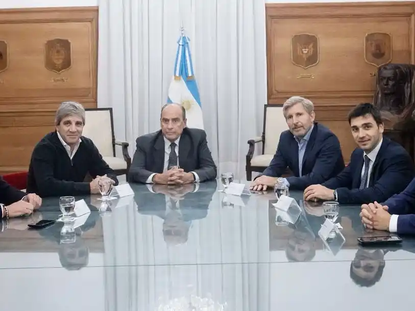 El Gobierno nacional firmó convenios con Chubut y Entre Ríos en el marco del nuevo Régimen Simplificado de Ganancias