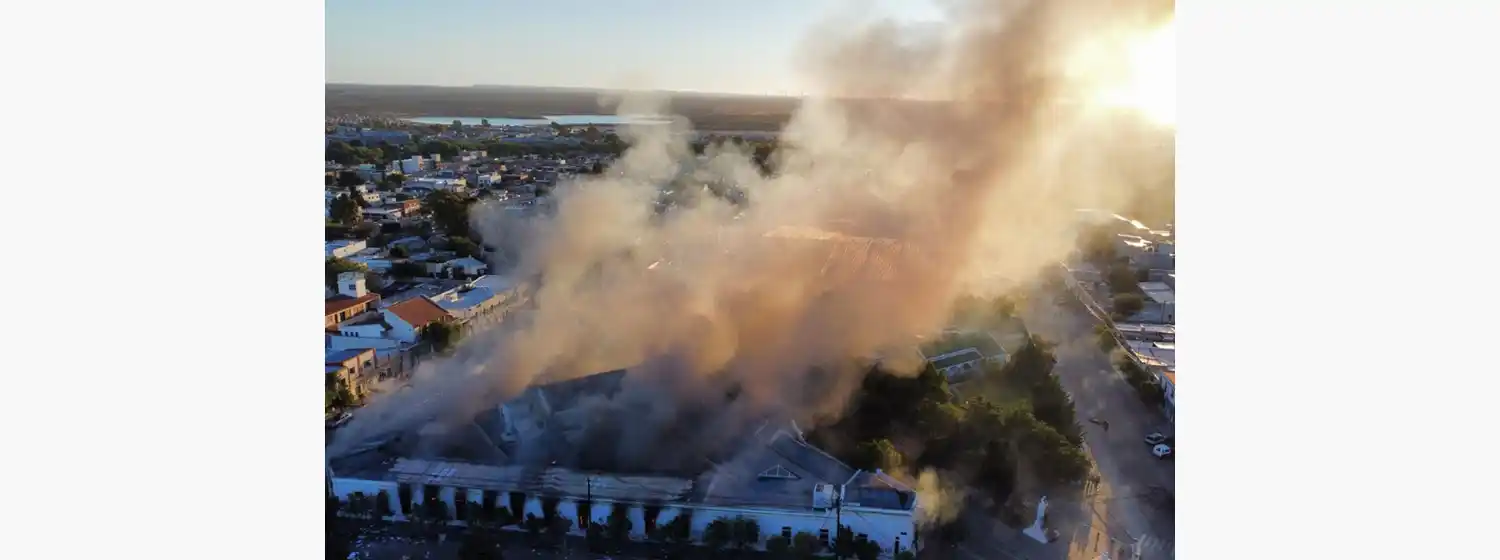"El centro cívico de Chubut quedó destruido", dijo el intendente de Rawson