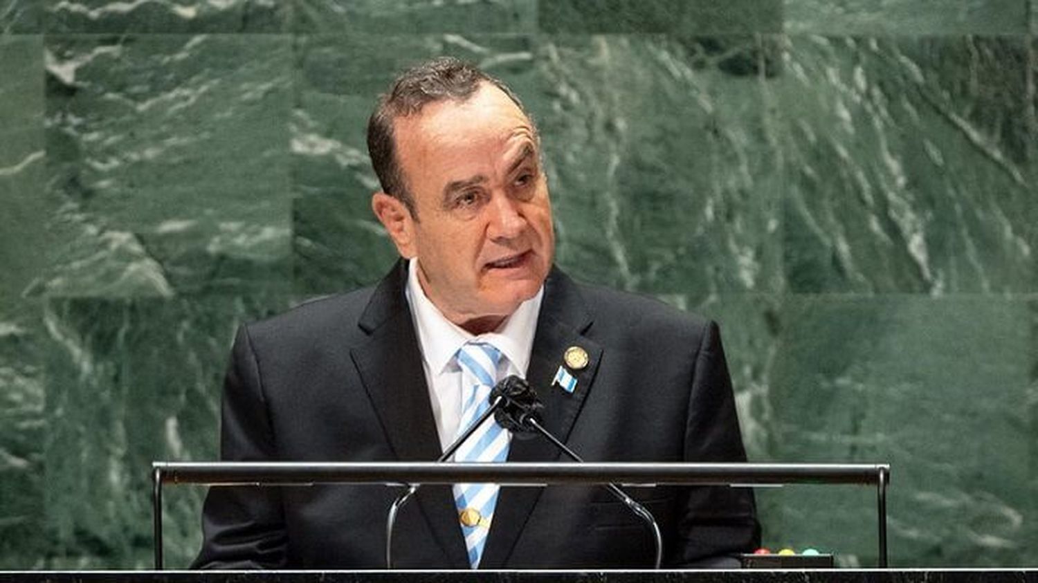 ¡PENA AJENA! 95% de la droga que inunda Centroamérica sale de Venezuela, denuncia Alejandro Giammattei